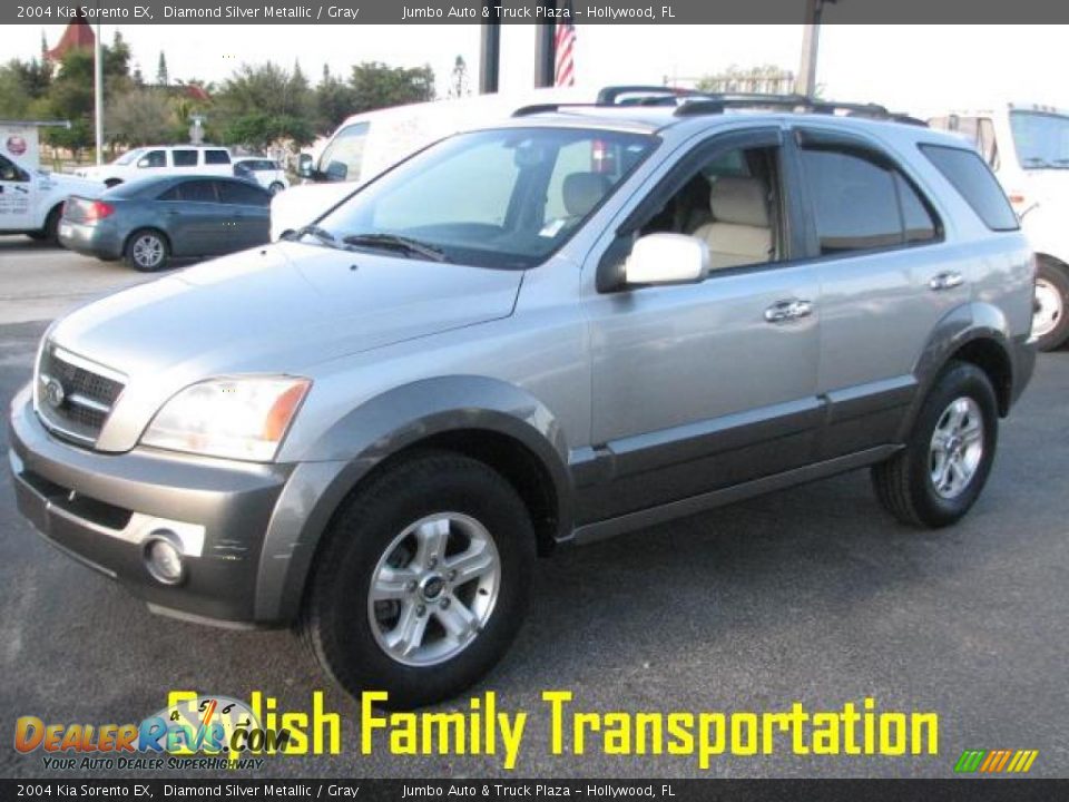 2004 Kia Sorento EX Diamond Silver Metallic / Gray Photo #5