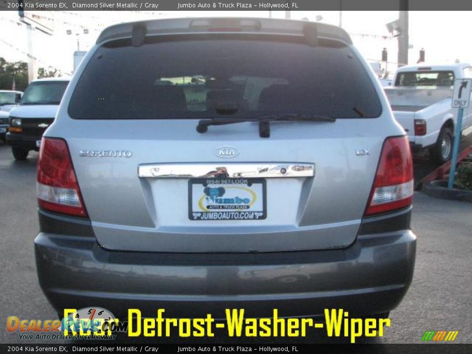 2004 Kia Sorento EX Diamond Silver Metallic / Gray Photo #8