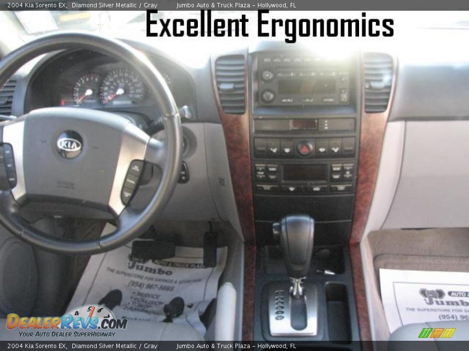 2004 Kia Sorento EX Diamond Silver Metallic / Gray Photo #18