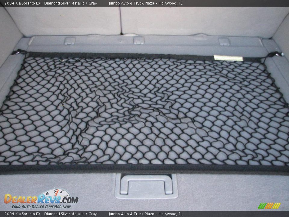 2004 Kia Sorento EX Diamond Silver Metallic / Gray Photo #21