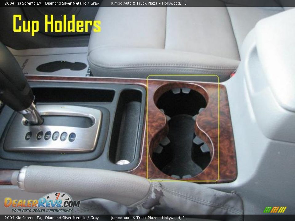 2004 Kia Sorento EX Diamond Silver Metallic / Gray Photo #26