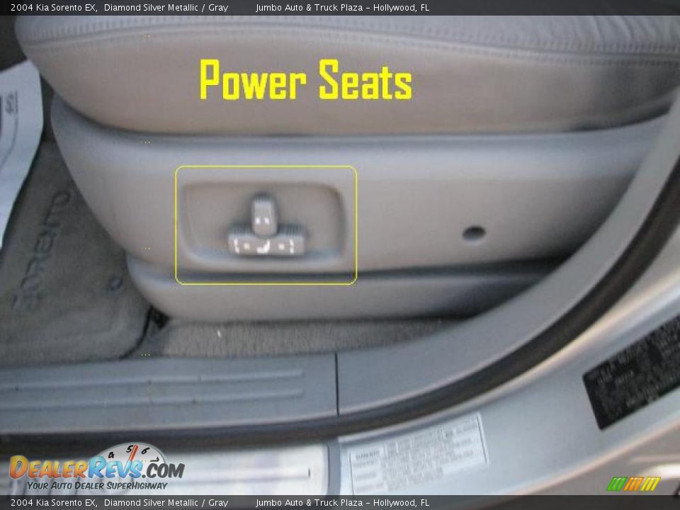 2004 Kia Sorento EX Diamond Silver Metallic / Gray Photo #27