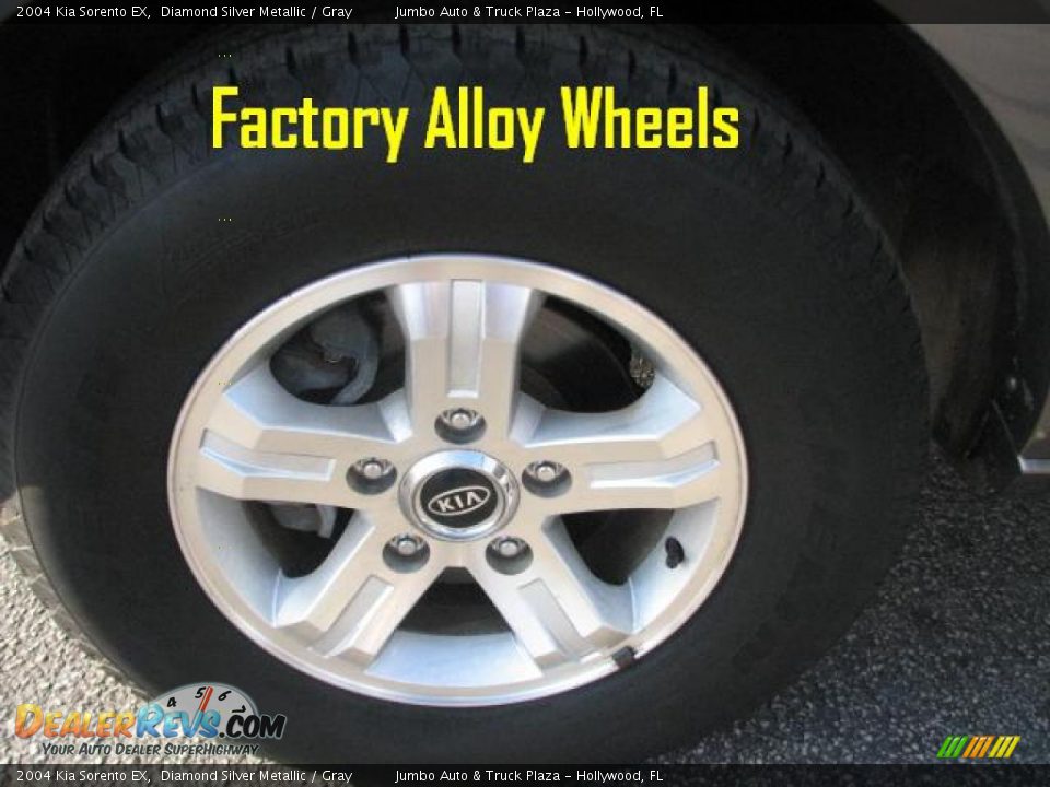 2004 Kia Sorento EX Diamond Silver Metallic / Gray Photo #30
