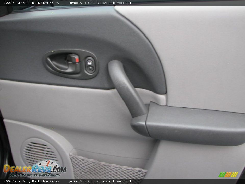2002 Saturn VUE Black Silver / Gray Photo #15