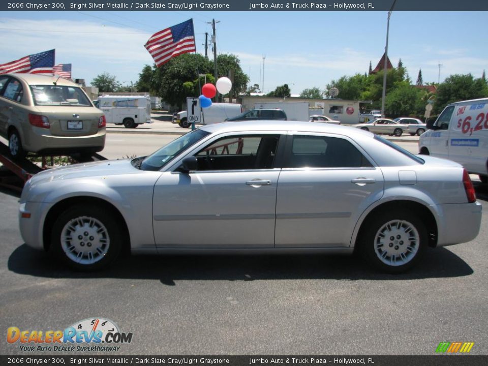 2006 Chrysler 300 Bright Silver Metallic / Dark Slate Gray/Light Graystone Photo #6