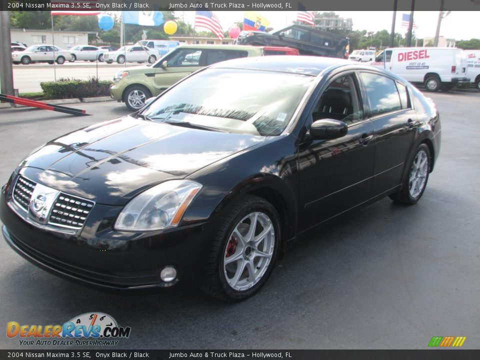 2004 Black nissan maxima se #3