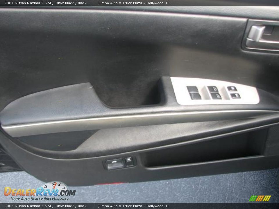 2004 Nissan Maxima 3.5 SE Onyx Black / Black Photo #18