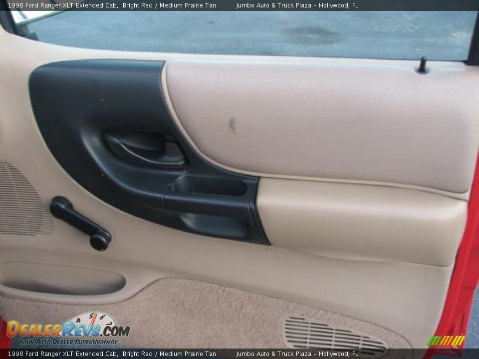 Door Panel of 1998 Ford Ranger XLT Extended Cab Photo #13