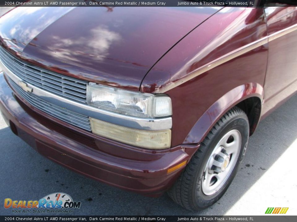 2004 Chevrolet Astro LT AWD Passenger Van Dark Carmine Red Metallic / Medium Gray Photo #4