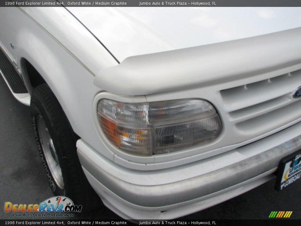 1998 Ford Explorer Limited 4x4 Oxford White / Medium Graphite Photo #2