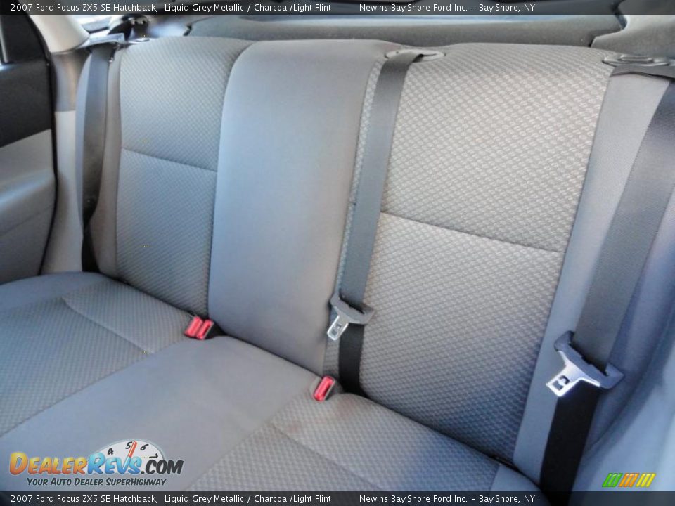 Charcoal/Light Flint Interior - 2007 Ford Focus ZX5 SE Hatchback Photo #13