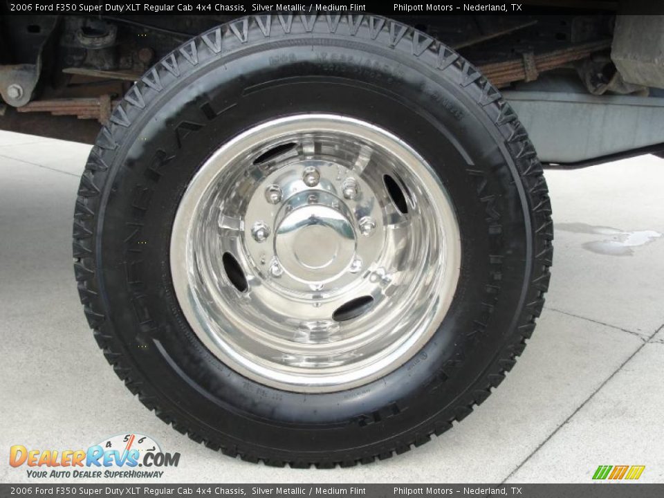 2006 Ford F350 Super Duty XLT Regular Cab 4x4 Chassis Wheel Photo #13