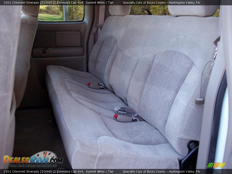 Tan Interior - 2001 Chevrolet Silverado 2500HD LS Extended Cab 4x4 Photo #28