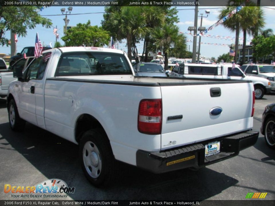 2006 Ford F150 XL Regular Cab Oxford White / Medium/Dark Flint Photo #7