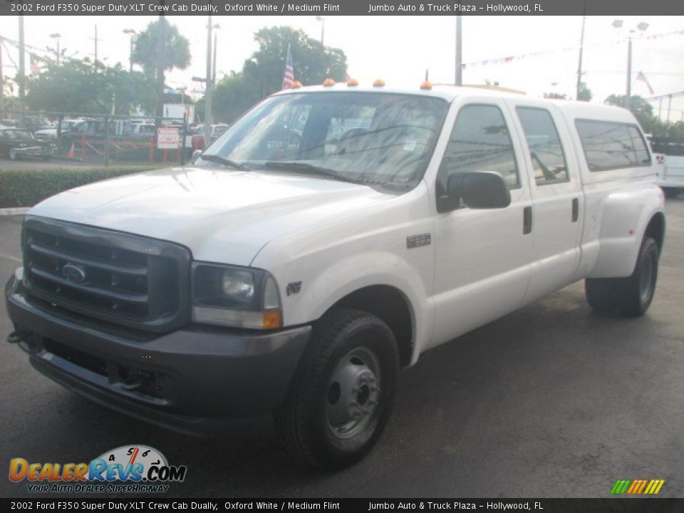 2002 Ford F350 Super Duty XLT Crew Cab Dually Oxford White / Medium Flint Photo #4