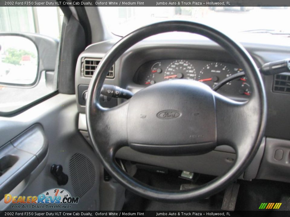 2002 Ford F350 Super Duty XLT Crew Cab Dually Steering Wheel Photo #17