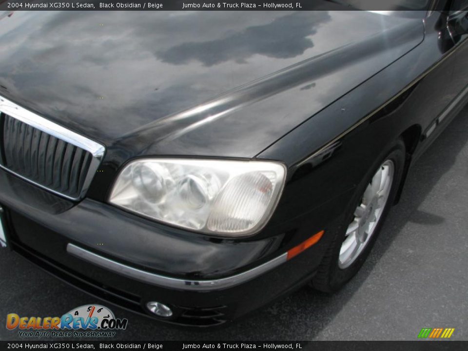 2004 Hyundai XG350 L Sedan Black Obsidian / Beige Photo #4