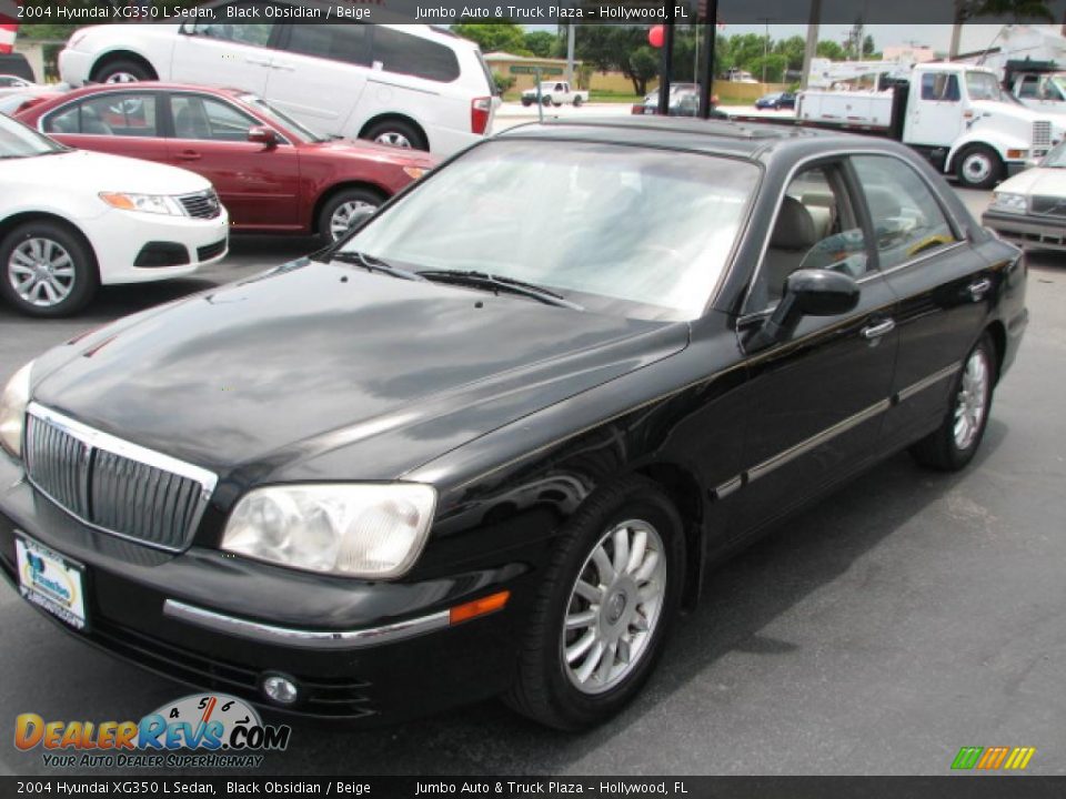 2004 Hyundai XG350 L Sedan Black Obsidian / Beige Photo #5