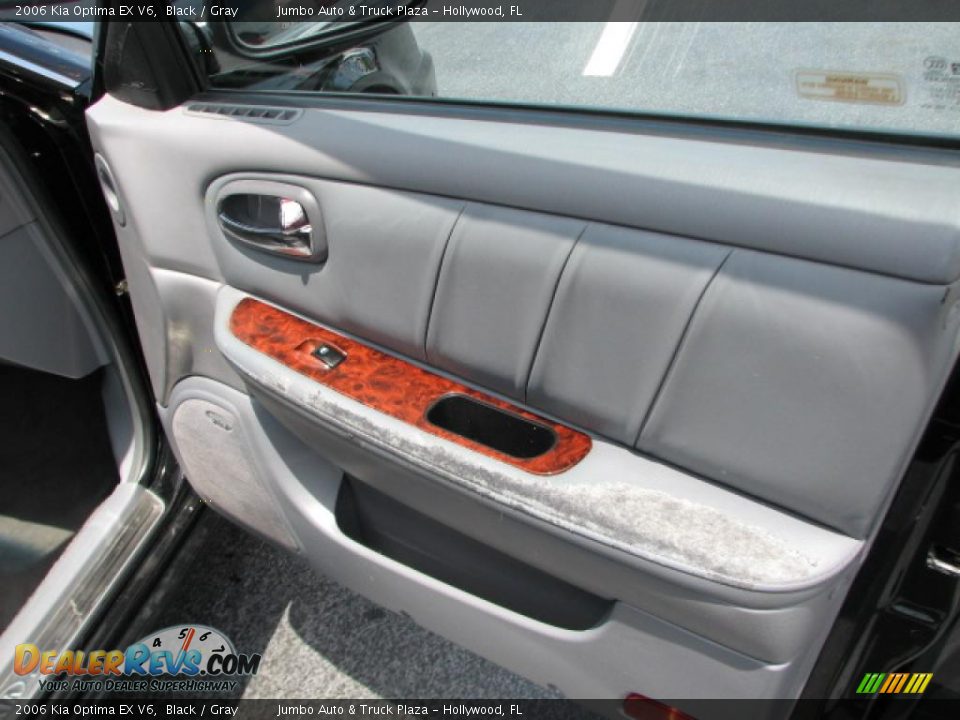 Door Panel of 2006 Kia Optima EX V6 Photo #13