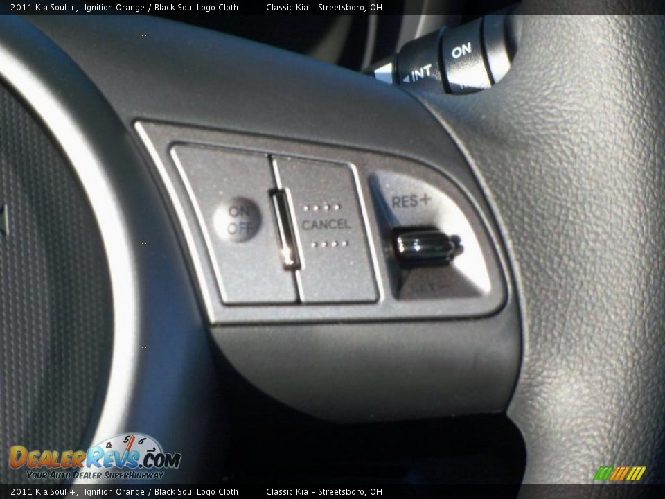 Controls of 2011 Kia Soul + Photo #19