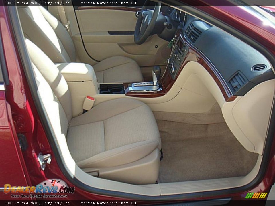 Tan Interior 2007 Saturn Aura Xe Photo 10 Dealerrevs Com