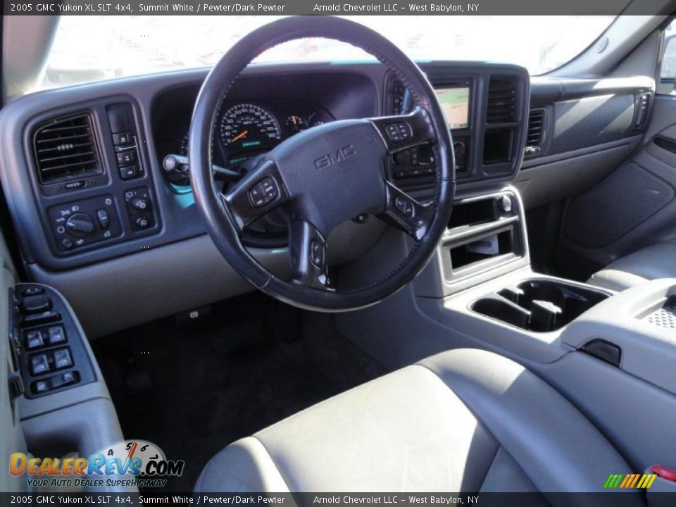Pewter/Dark Pewter Interior - 2005 GMC Yukon XL SLT 4x4 Photo #11