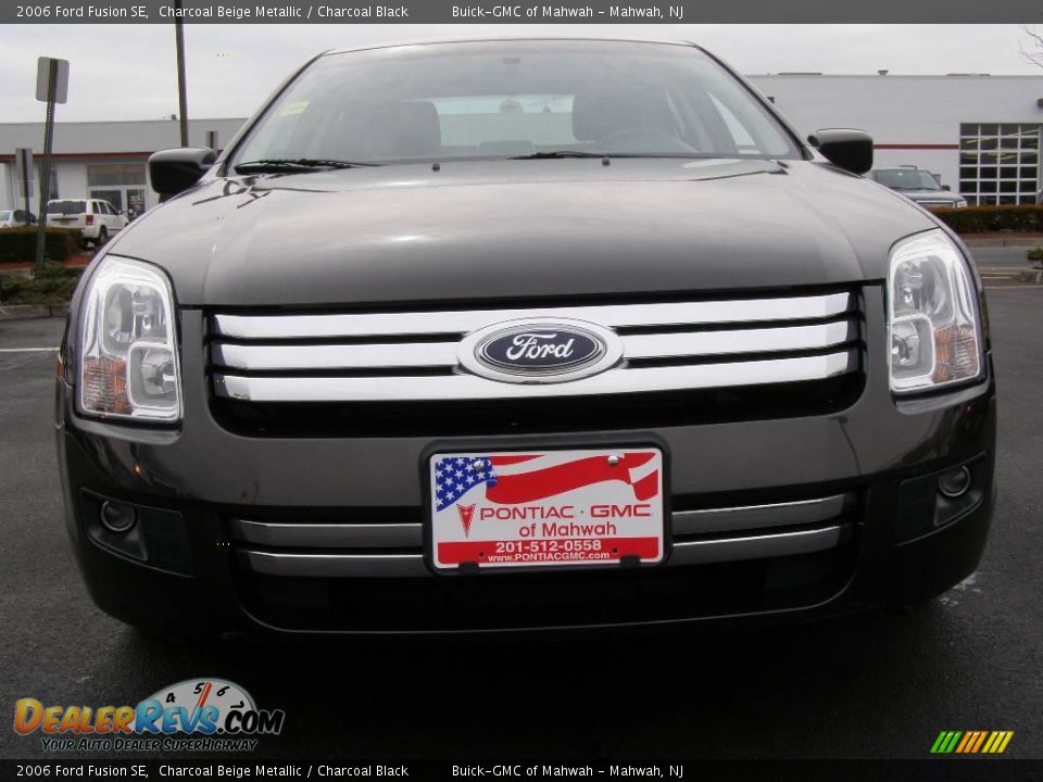 2006 Ford Fusion SE Charcoal Beige Metallic / Charcoal Black Photo #2