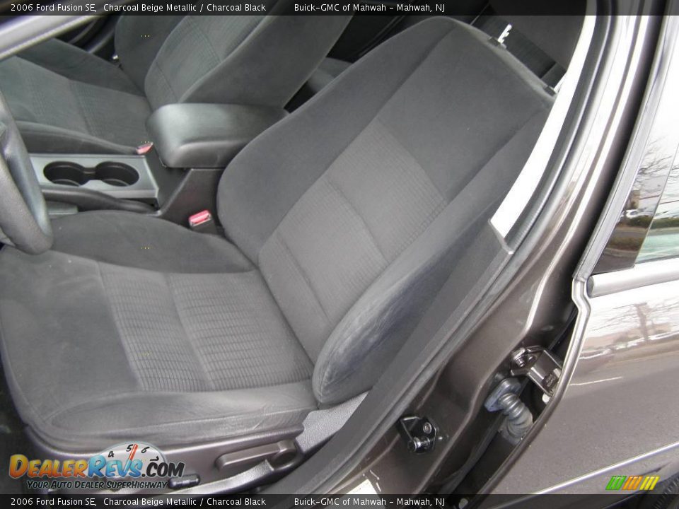 2006 Ford Fusion SE Charcoal Beige Metallic / Charcoal Black Photo #12