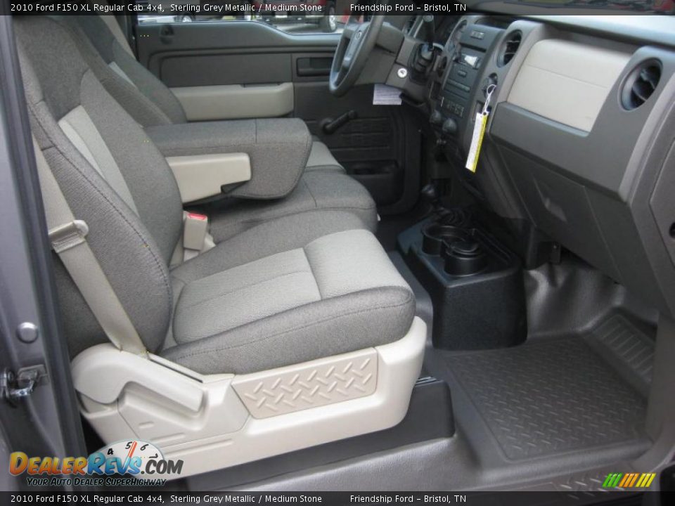 Medium Stone Interior - 2010 Ford F150 XL Regular Cab 4x4 Photo #16