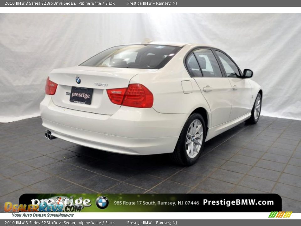 2010 BMW 3 Series 328i xDrive Sedan Alpine White / Black Photo #2