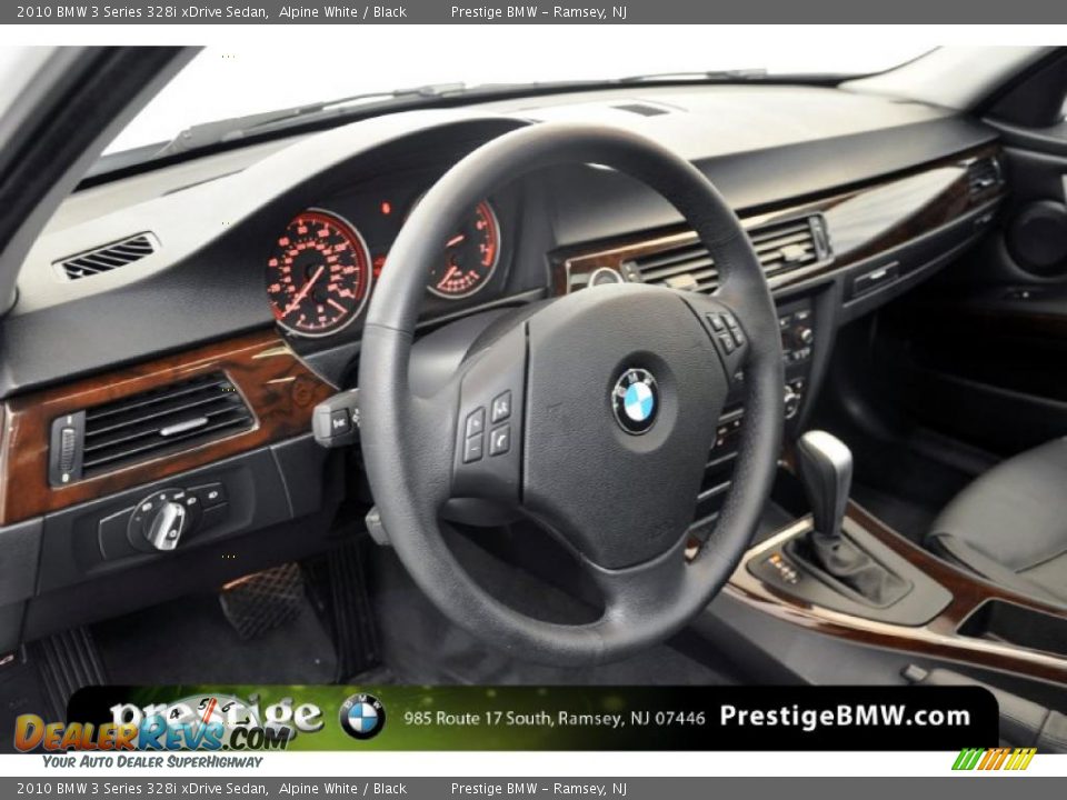 2010 BMW 3 Series 328i xDrive Sedan Alpine White / Black Photo #15