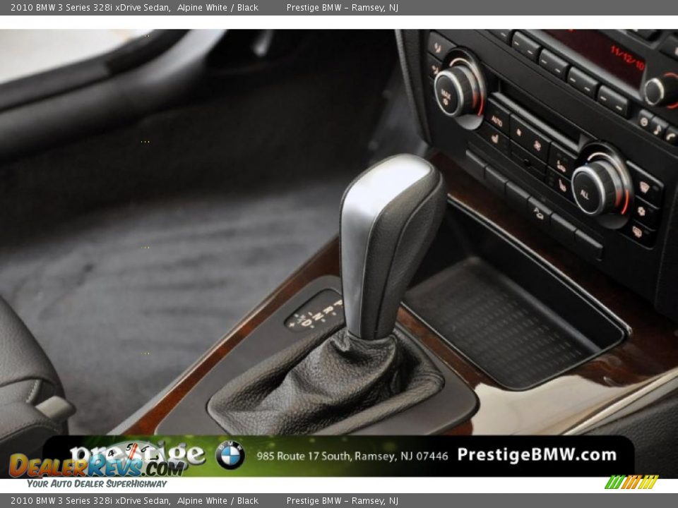 2010 BMW 3 Series 328i xDrive Sedan Alpine White / Black Photo #17