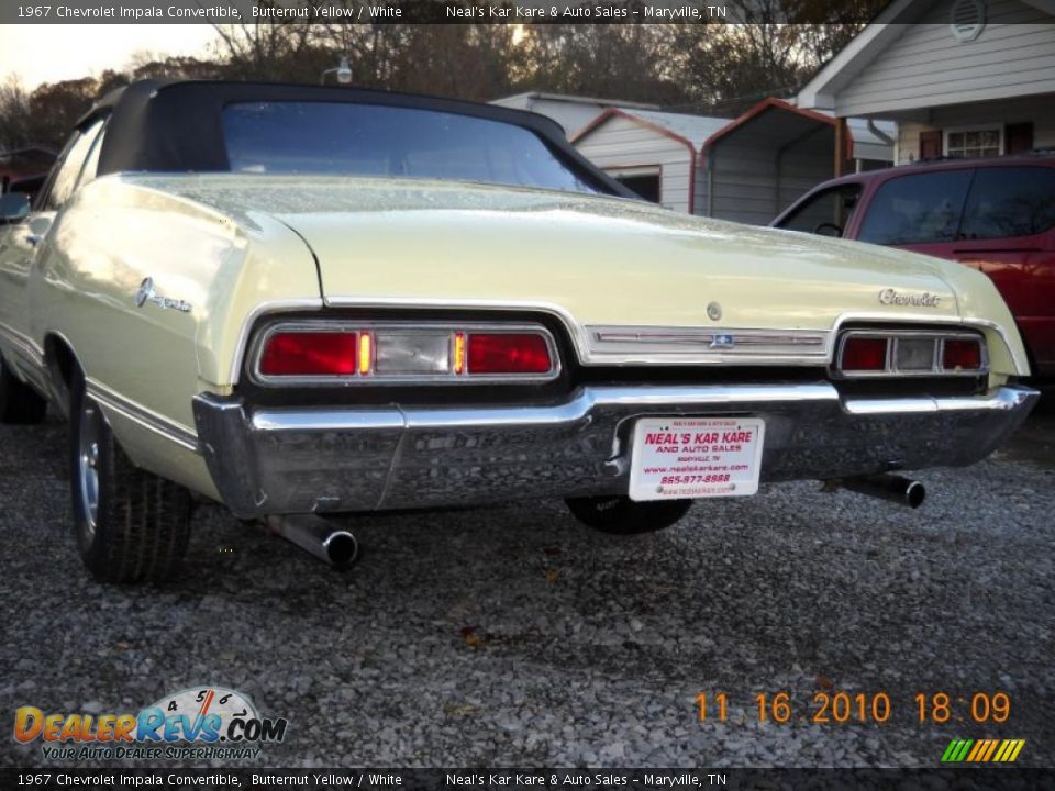 1967 Chevrolet Impala Convertible Butternut Yellow / White Photo #17