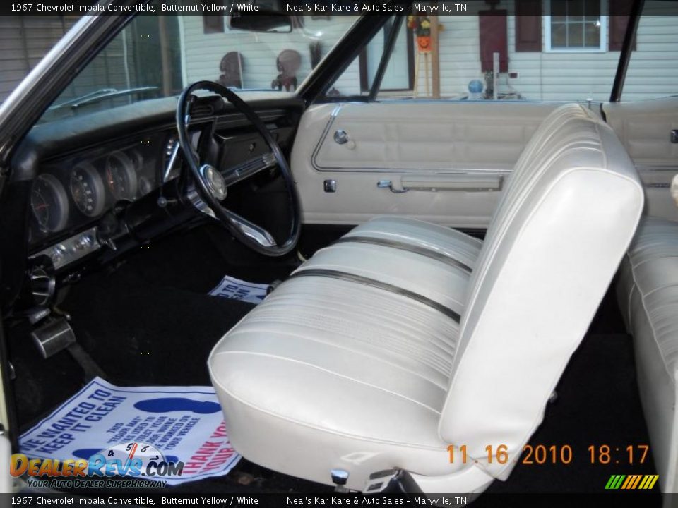 1967 Chevrolet Impala Convertible Butternut Yellow / White Photo #25