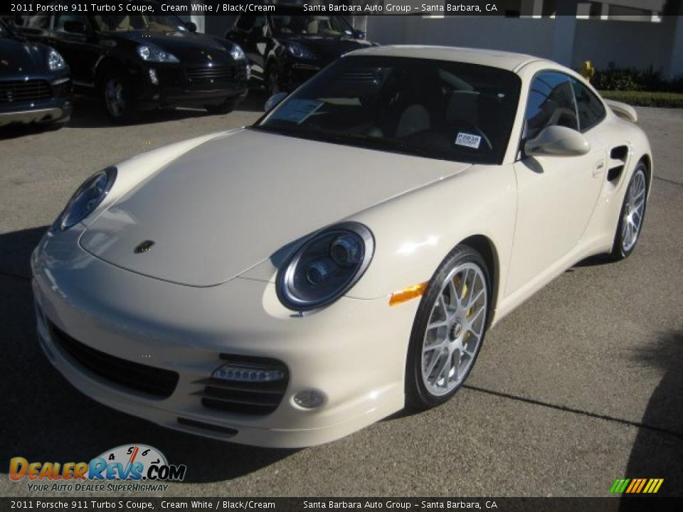 Front 3/4 View of 2011 Porsche 911 Turbo S Coupe Photo #1