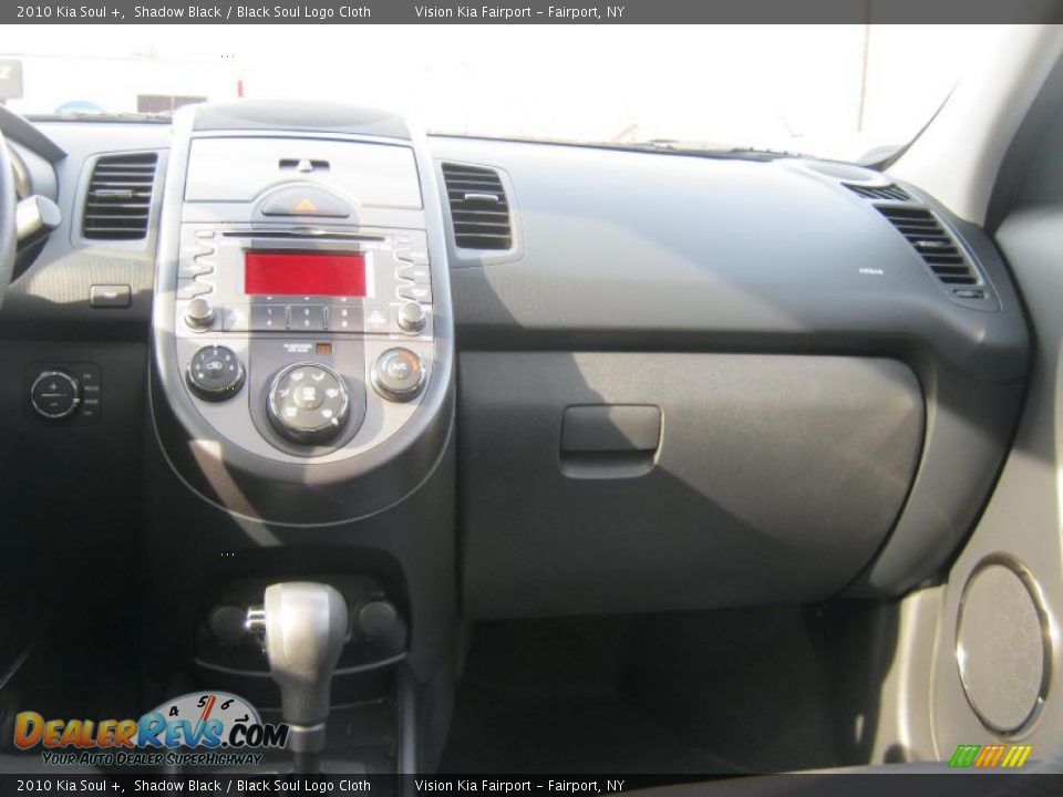 2010 Kia Soul + Shadow Black / Black Soul Logo Cloth Photo #21