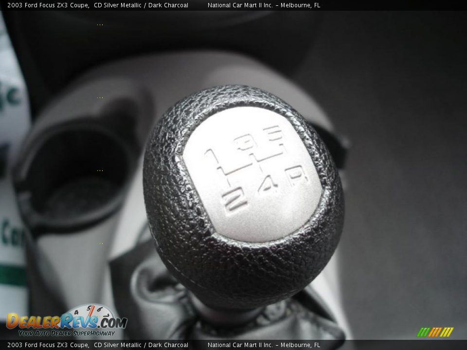 2003 Ford Focus ZX3 Coupe Shifter Photo #14