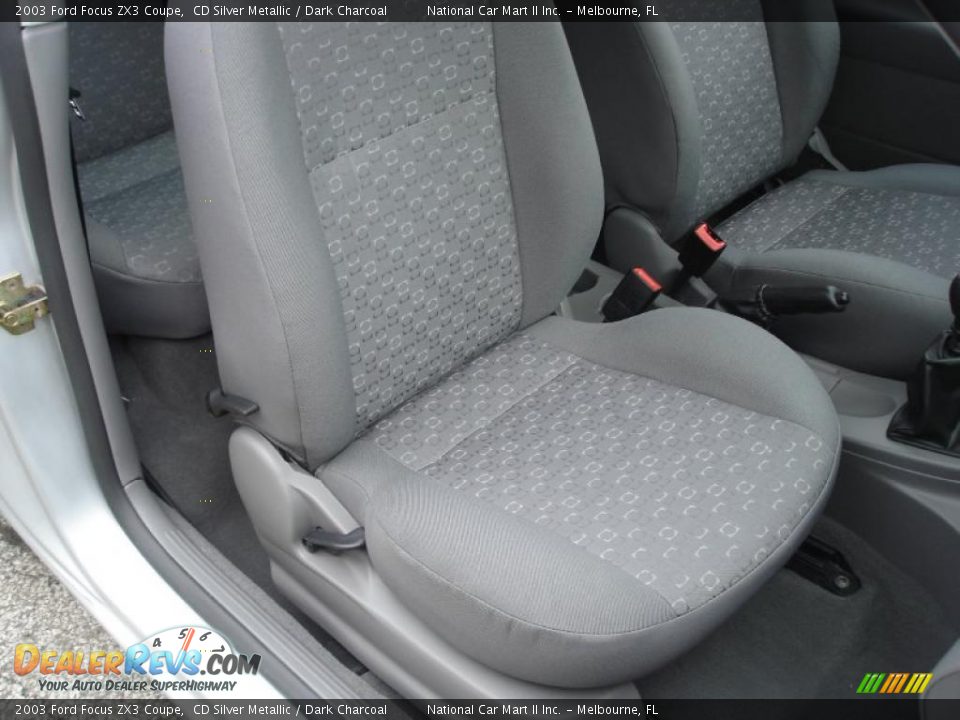 Dark Charcoal Interior - 2003 Ford Focus ZX3 Coupe Photo #17