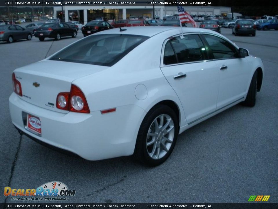 2010 Chevrolet Malibu LTZ Sedan White Diamond Tricoat / Cocoa/Cashmere Photo #5