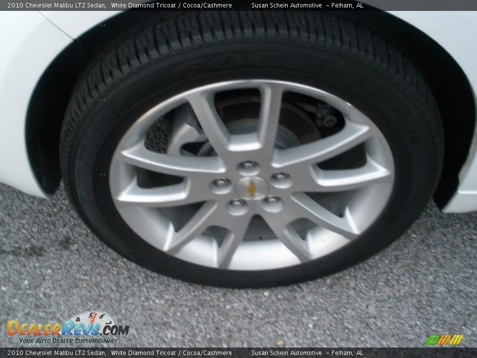 2010 Chevrolet Malibu LTZ Sedan White Diamond Tricoat / Cocoa/Cashmere Photo #10