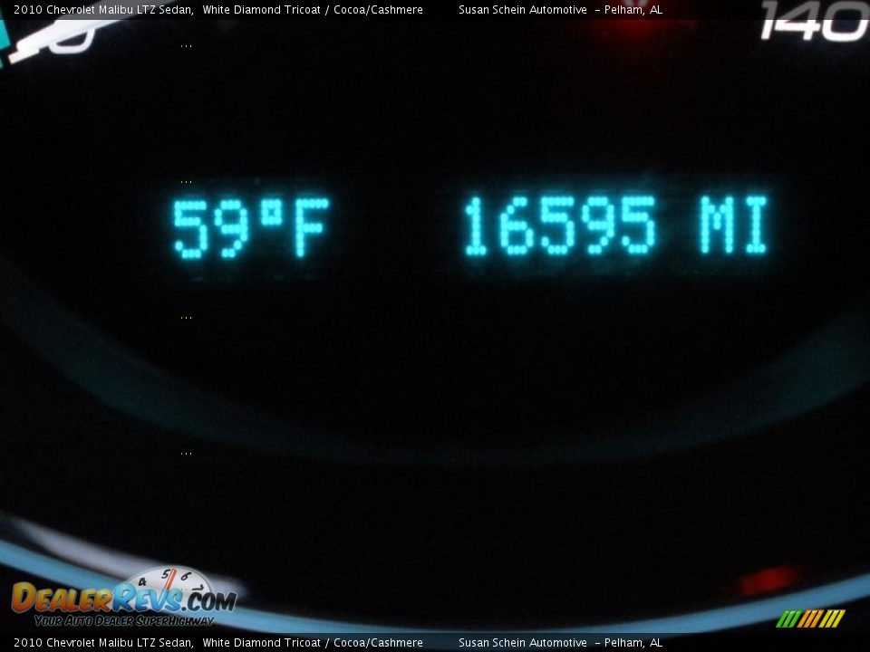 2010 Chevrolet Malibu LTZ Sedan White Diamond Tricoat / Cocoa/Cashmere Photo #27