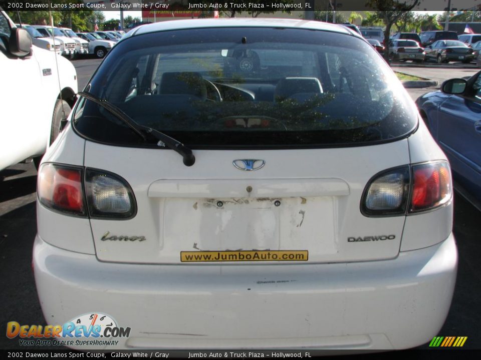 2002 Daewoo Lanos Sport Coupe Galaxy White / Gray Photo #4