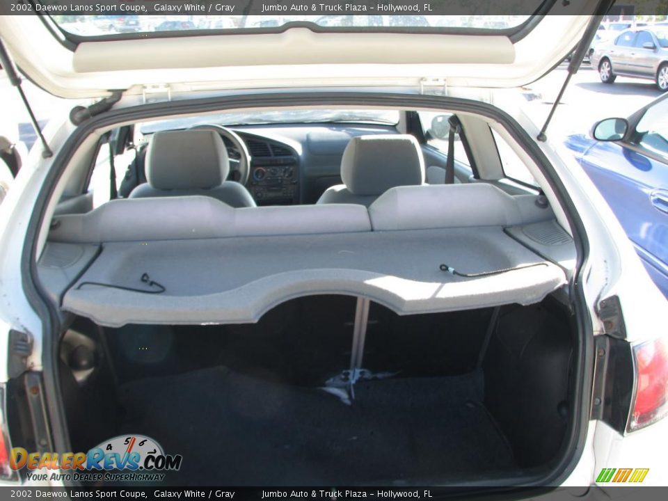 2002 Daewoo Lanos Sport Coupe Trunk Photo #5