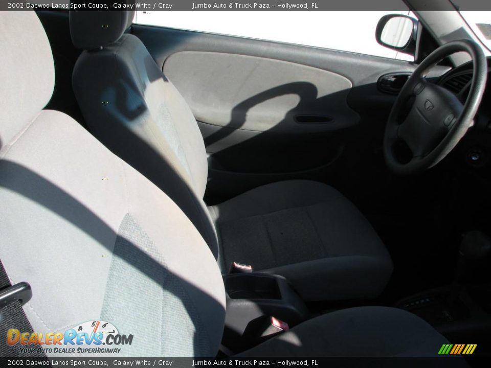 2002 Daewoo Lanos Sport Coupe Galaxy White / Gray Photo #7