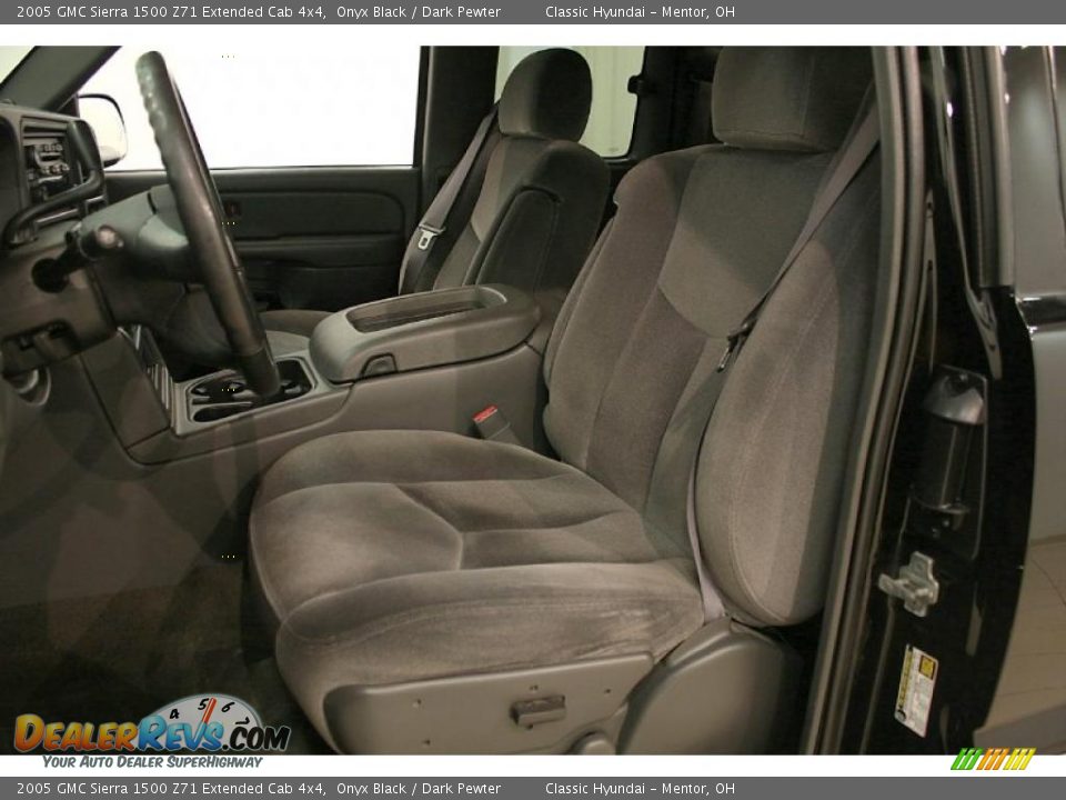 2005 GMC Sierra 1500 Z71 Extended Cab 4x4 Onyx Black / Dark Pewter Photo #11