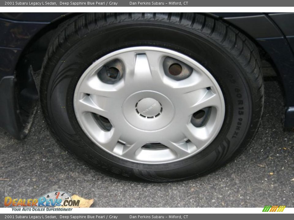 2001 Subaru Legacy L Sedan Wheel Photo #19