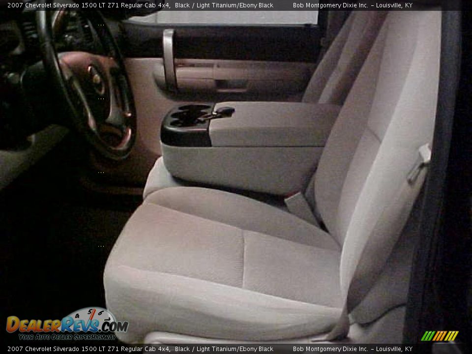 2007 Chevrolet Silverado 1500 LT Z71 Regular Cab 4x4 Black / Light Titanium/Ebony Black Photo #16