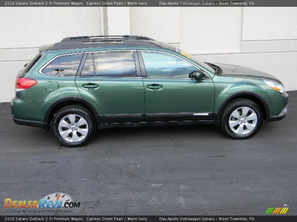 Cypress Green Pearl 2010 Subaru Outback 2.5i Premium Wagon Photo #2