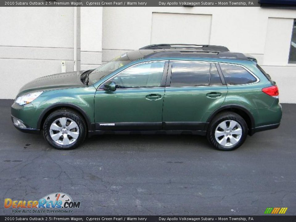 2010 Subaru Outback 2.5i Premium Wagon Cypress Green Pearl / Warm Ivory Photo #6