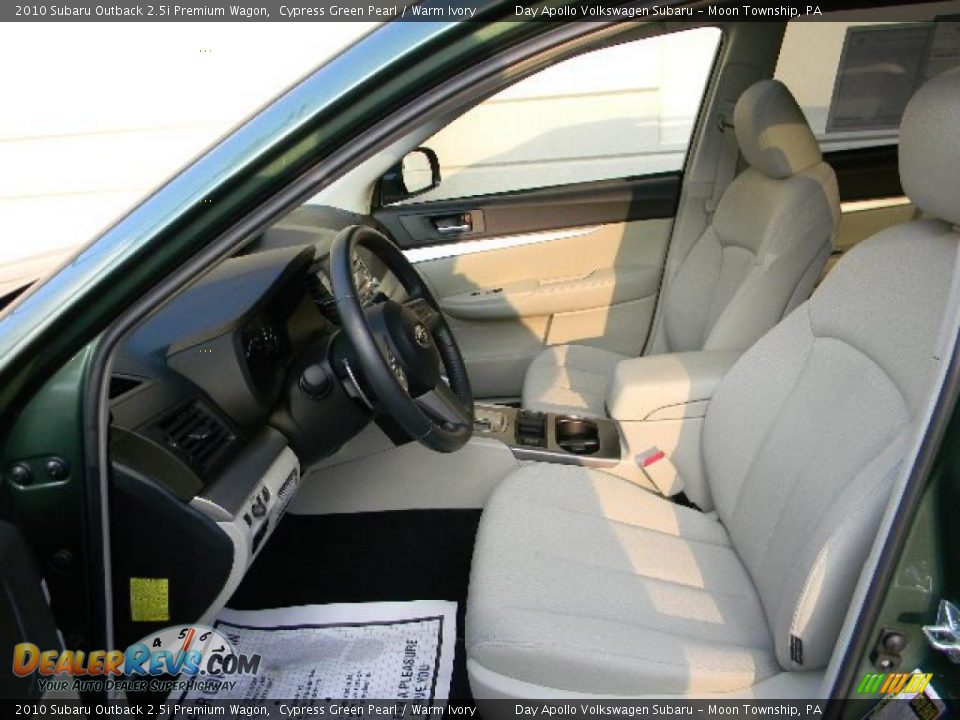 Warm Ivory Interior - 2010 Subaru Outback 2.5i Premium Wagon Photo #16